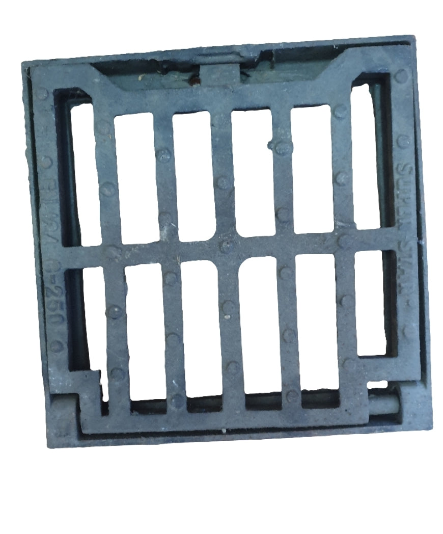 غطاء مصفاية فونط 30*30